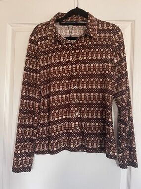 NWT Tommy Hilfiger Printed Button shirt